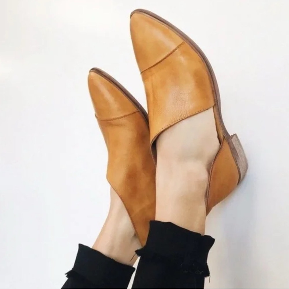 Free People womens royale flats size 35